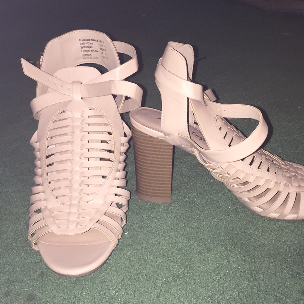 American Eagle block wedge